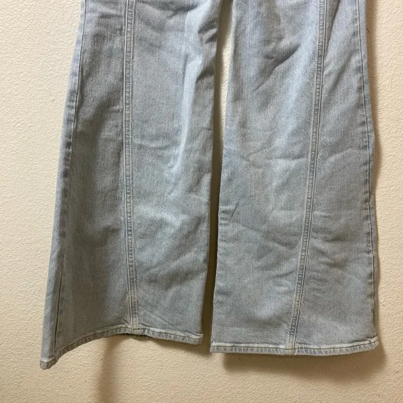 We The Free Florence High waisted Flair Light Wash Jeans 70’s women's Size 29 - Picture 9 of 13